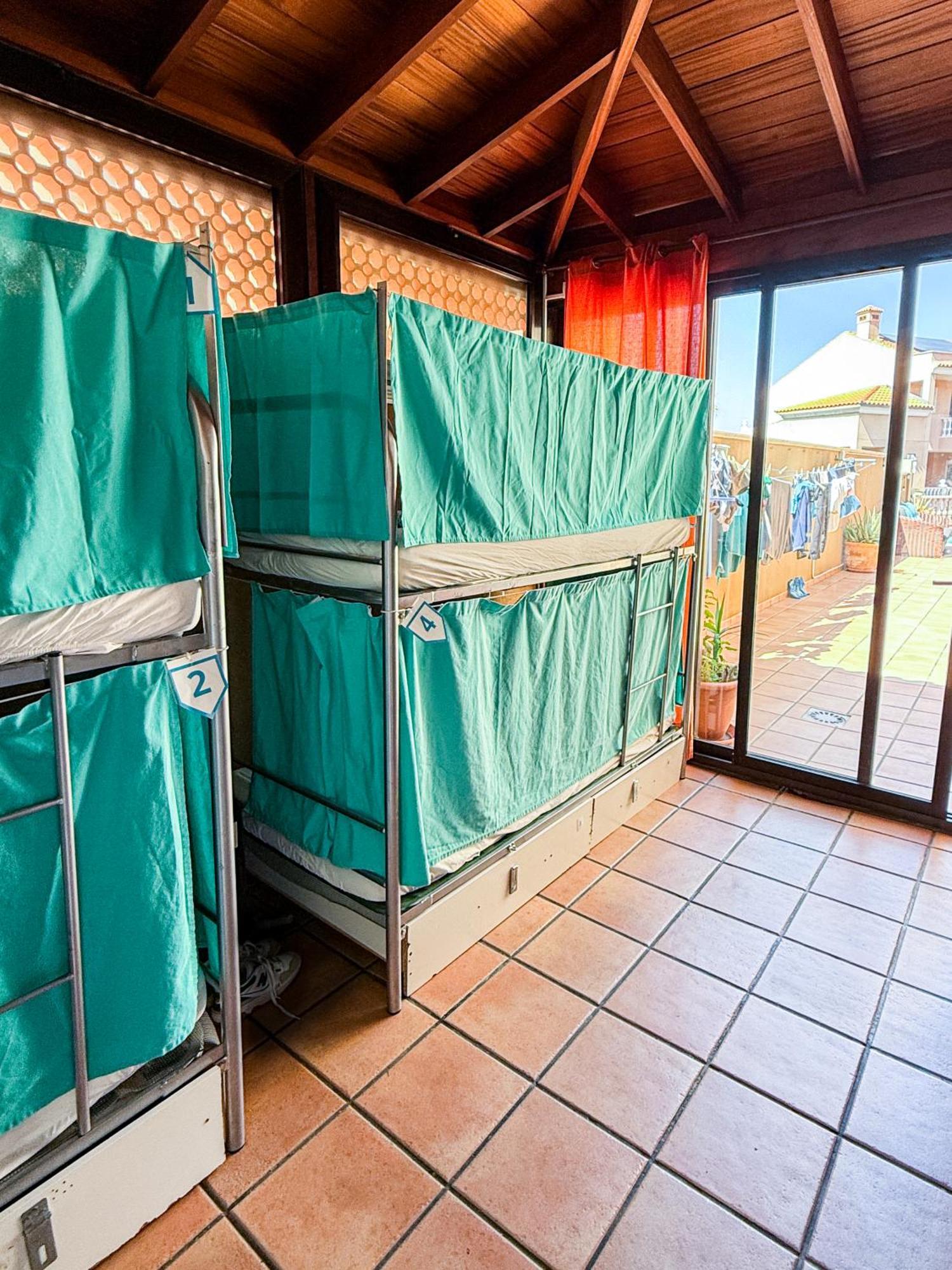 Duque Nest Hostel Costa Adeje  Ngoại thất bức ảnh